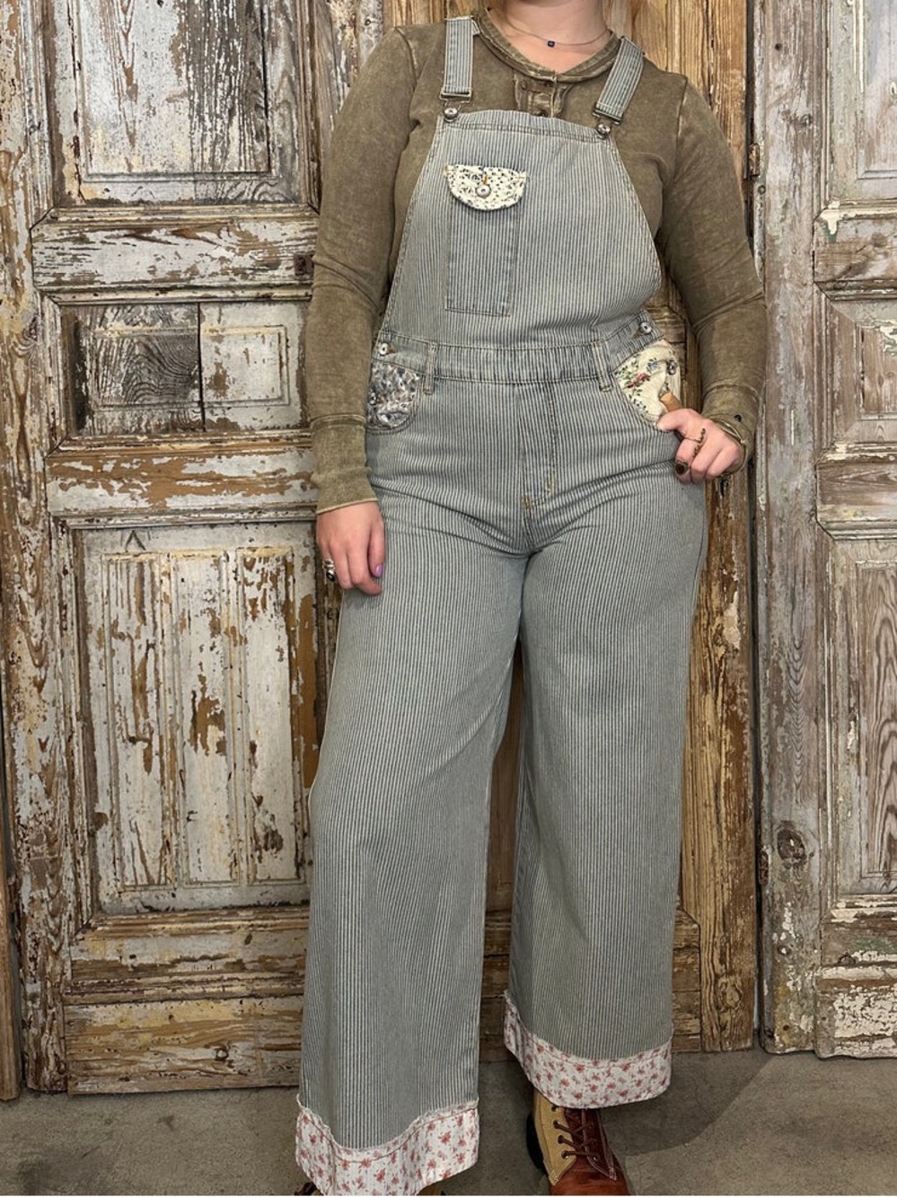 POL NWT Wide-Leg Patchwork Floral striped Denim Boho Overalls Size Medium